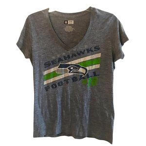 Seattle Seahawks shirt Large V Neck Short Sleeve Blue